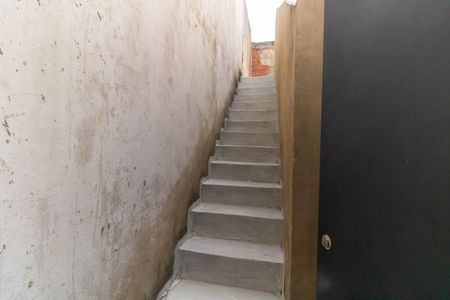 Studio à venda com 44m², 1 quarto e sem vaga Studio à venda com 44m², 1 quarto e sem vagaEscada