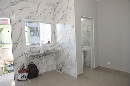 Cozinha de apartamento para alugar com 1 quarto, 50m² em Jardim Santo Eduardo, Embu das Artes