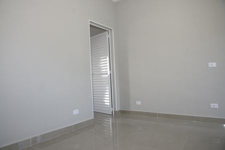 Cozinha de apartamento para alugar com 1 quarto, 50m² em Jardim Santo Eduardo, Embu das Artes