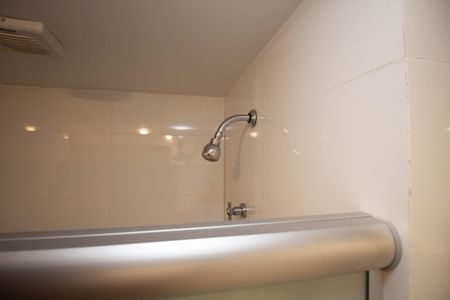 Apartamento para alugar com 40m², 1 quarto e 1 vaga Apartamento para alugar com 40m², 1 quarto e 1 vagaBanheiro da Suíte