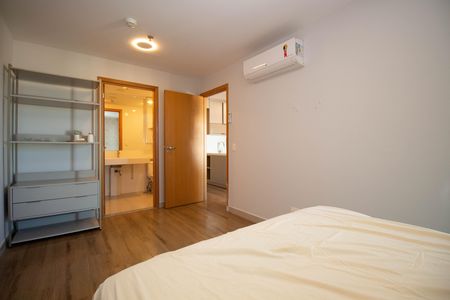 Suíte de apartamento para alugar com 1 quarto, 40m² em Asa Sul, Brasília