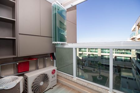Apartamento para alugar com 40m², 1 quarto e 1 vaga Apartamento para alugar com 40m², 1 quarto e 1 vagaSacada