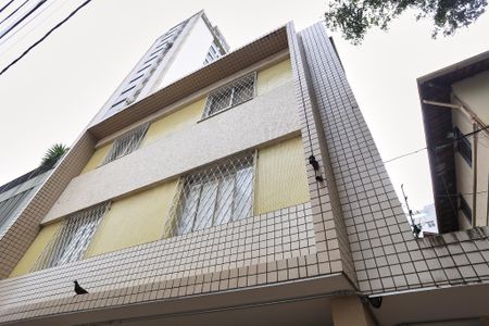 Apartamento para alugar com 78m², 2 quartos e sem vaga Apartamento para alugar com 78m², 2 quartos e sem vagaFachada