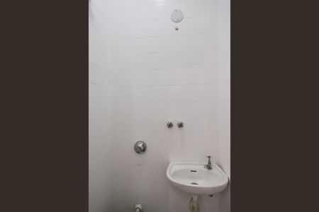 Apartamento para alugar com 78m², 2 quartos e sem vaga Apartamento para alugar com 78m², 2 quartos e sem vagaBanheiro de serviço
