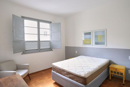 Quarto de apartamento para alugar com 2 quartos, 78m² em Funcionários, Belo Horizonte