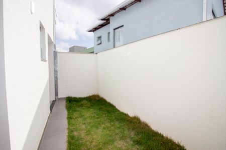 Casa para alugar com 120m², 2 quartos e 3 vagasQuintal
