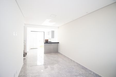 Sala de casa para alugar com 2 quartos, 120m² em Tres Barras, Contagem