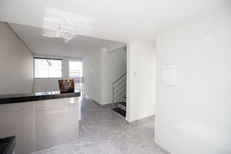 Casa para alugar com 120m², 2 quartos e 3 vagasCozinha e Área de Serviço