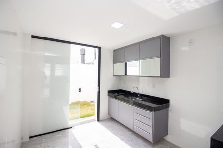 Casa para alugar com 120m², 2 quartos e 3 vagasCozinha e Área de Serviço