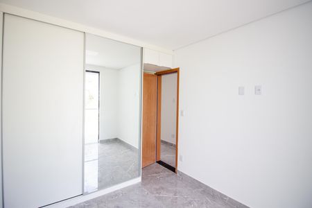 Casa para alugar com 120m², 2 quartos e 3 vagasQuarto 2