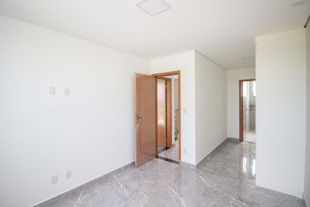 Quarto Suíte de casa para alugar com 2 quartos, 120m² em Tres Barras, Contagem