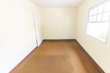Casa à venda com 3 quartos, 176m² em Vila Bertioga, São Paulo