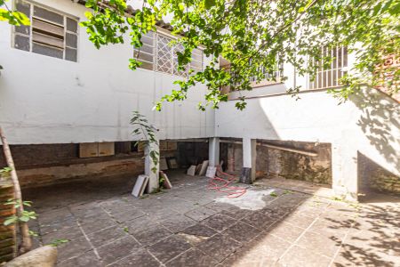 Casa à venda com 176m², 3 quartos e 3 vagasQuintal