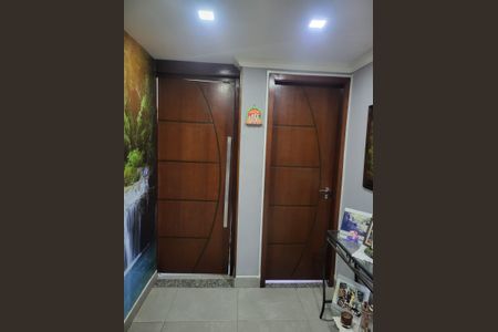 Apartamento à venda com 100m², 2 quartos e 1 vagaQuarto