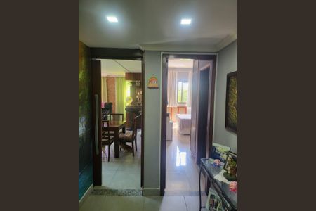 Apartamento à venda com 100m², 2 quartos e 1 vagaCorredor