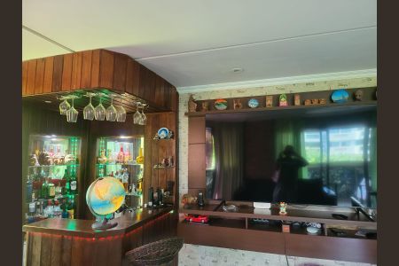 Apartamento à venda com 100m², 2 quartos e 1 vagaSala