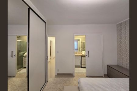 Casa à venda com 300m², 4 quartos e 4 vagas Casa à venda com 300m², 4 quartos e 4 vagasSuíte 01
