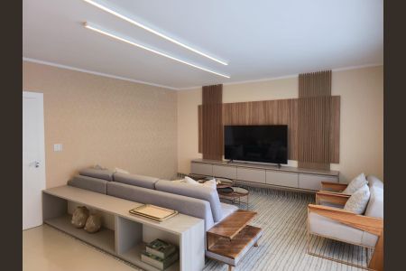 Casa à venda com 300m², 4 quartos e 4 vagas Casa à venda com 300m², 4 quartos e 4 vagasSala