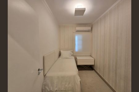 Casa à venda com 300m², 4 quartos e 4 vagas Casa à venda com 300m², 4 quartos e 4 vagasQuarto 03