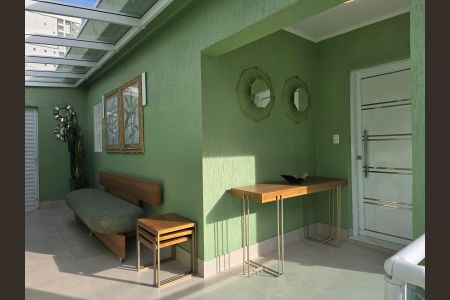 Casa à venda com 300m², 4 quartos e 4 vagas Casa à venda com 300m², 4 quartos e 4 vagasEntrada