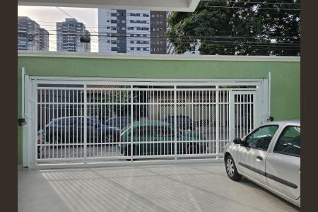 Casa à venda com 300m², 4 quartos e 4 vagas Casa à venda com 300m², 4 quartos e 4 vagasGaragem