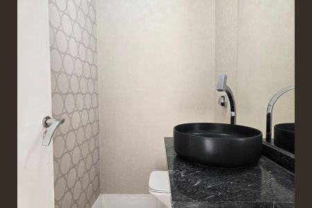 Casa à venda com 300m², 4 quartos e 4 vagas Casa à venda com 300m², 4 quartos e 4 vagasLavabo