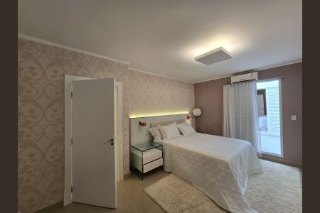 Casa à venda com 300m², 4 quartos e 4 vagas Casa à venda com 300m², 4 quartos e 4 vagasSuíte 02
