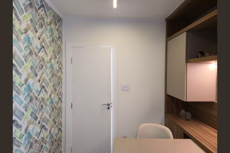 Casa à venda com 300m², 4 quartos e 4 vagas Casa à venda com 300m², 4 quartos e 4 vagasEscritório