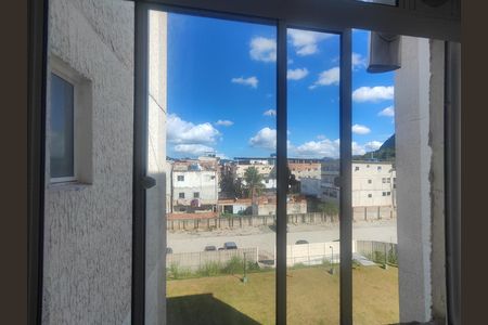 Apartamento para alugar com 45m², 2 quartos e 1 vaga Apartamento para alugar com 45m², 2 quartos e 1 vagaÁrea de serviço janela