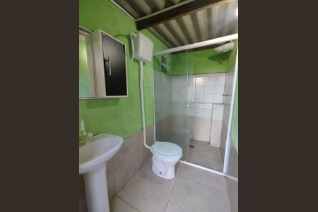 Banheiro de casa para alugar com 1 quarto, 80m² em Florescente, Viamão