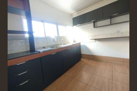 Cozinha de casa para alugar com 1 quarto, 80m² em Florescente, Viamão