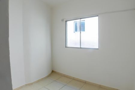 Quarto de casa para alugar com 2 quartos, 88m² em Parque Maria Helena, São Paulo