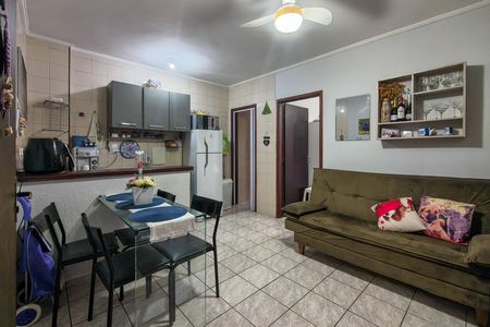 Sala de apartamento para alugar com 1 quarto, 40m² em Solemar, Praia Grande