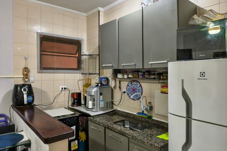 Cozinha  de apartamento para alugar com 1 quarto, 40m² em Solemar, Praia Grande
