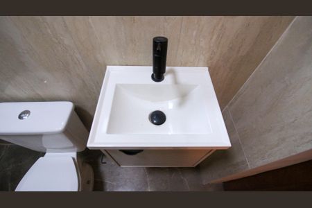Studio para alugar com 17m², 1 quarto e sem vaga Studio para alugar com 17m², 1 quarto e sem vagaBanheiro