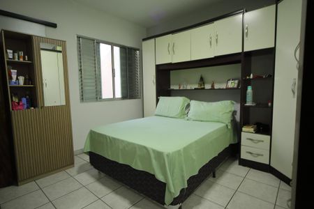 Casa à venda com 156m², 2 quartos e 2 vagasSuíte 1 