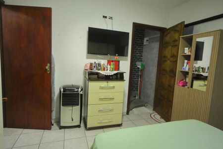 Casa à venda com 156m², 2 quartos e 2 vagasSuíte 1 
