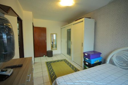 Casa à venda com 156m², 2 quartos e 2 vagasSuíte 2 