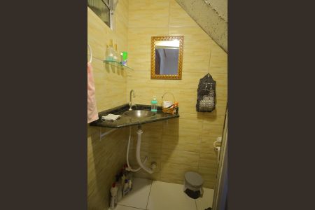 Casa à venda com 156m², 2 quartos e 2 vagasLavabo da Sala 1 