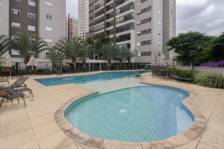 Apartamento à venda com 113m², 3 quartos e 2 vagas Apartamento à venda com 113m², 3 quartos e 2 vagaspiscina_4