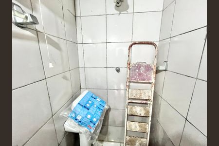 Casa para alugar com 120m², 1 quarto e sem vaga Casa para alugar com 120m², 1 quarto e sem vagaBanheiro Externo