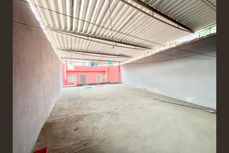 Casa para alugar com 120m², 1 quarto e sem vaga Casa para alugar com 120m², 1 quarto e sem vagaVaranda