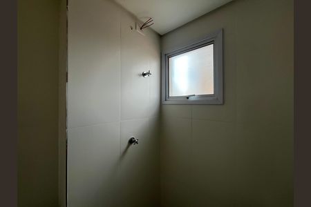 Apartamento à venda com 43m², 2 quartos e sem vaga Apartamento à venda com 43m², 2 quartos e sem vagaBanheiro