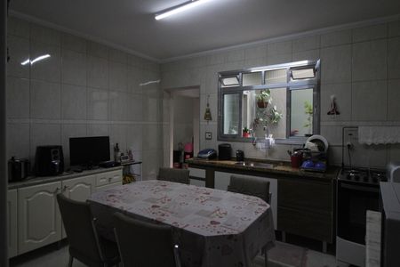 Casa à venda com 230m², 3 quartos e 2 vagas Casa à venda com 230m², 3 quartos e 2 vagasCozinha