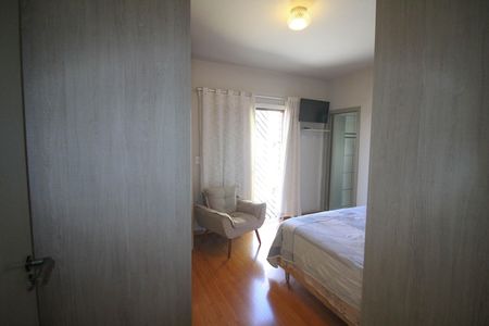 Quarto 1 de casa à venda com 3 quartos, 230m² em Cidade São Mateus, São Paulo
