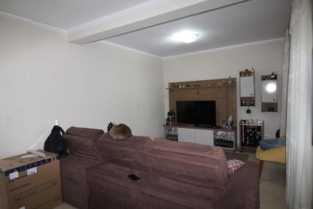 Sala de casa à venda com 3 quartos, 230m² em Cidade São Mateus, São Paulo