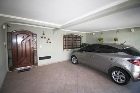 Casa à venda com 230m², 3 quartos e 2 vagas Casa à venda com 230m², 3 quartos e 2 vagasGaragem