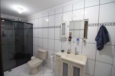 Casa à venda com 230m², 3 quartos e 2 vagas Casa à venda com 230m², 3 quartos e 2 vagasBanheiro 1
