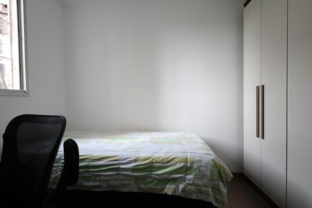 Apartamento à venda com 57m², 2 quartos e 1 vagaQuarto 2