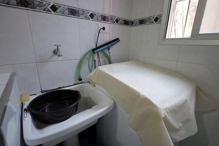 Apartamento à venda com 57m², 2 quartos e 1 vagaÁrea de Serviço